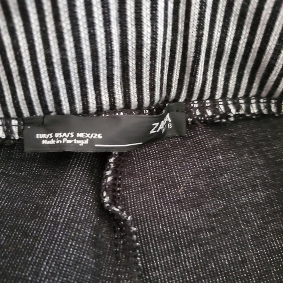 Zara pin striped flare pants with front ankle slits - Picture 2 of 3